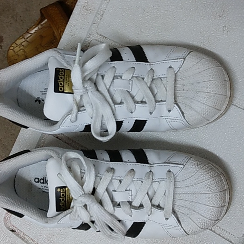 Adidas Lowcuts
